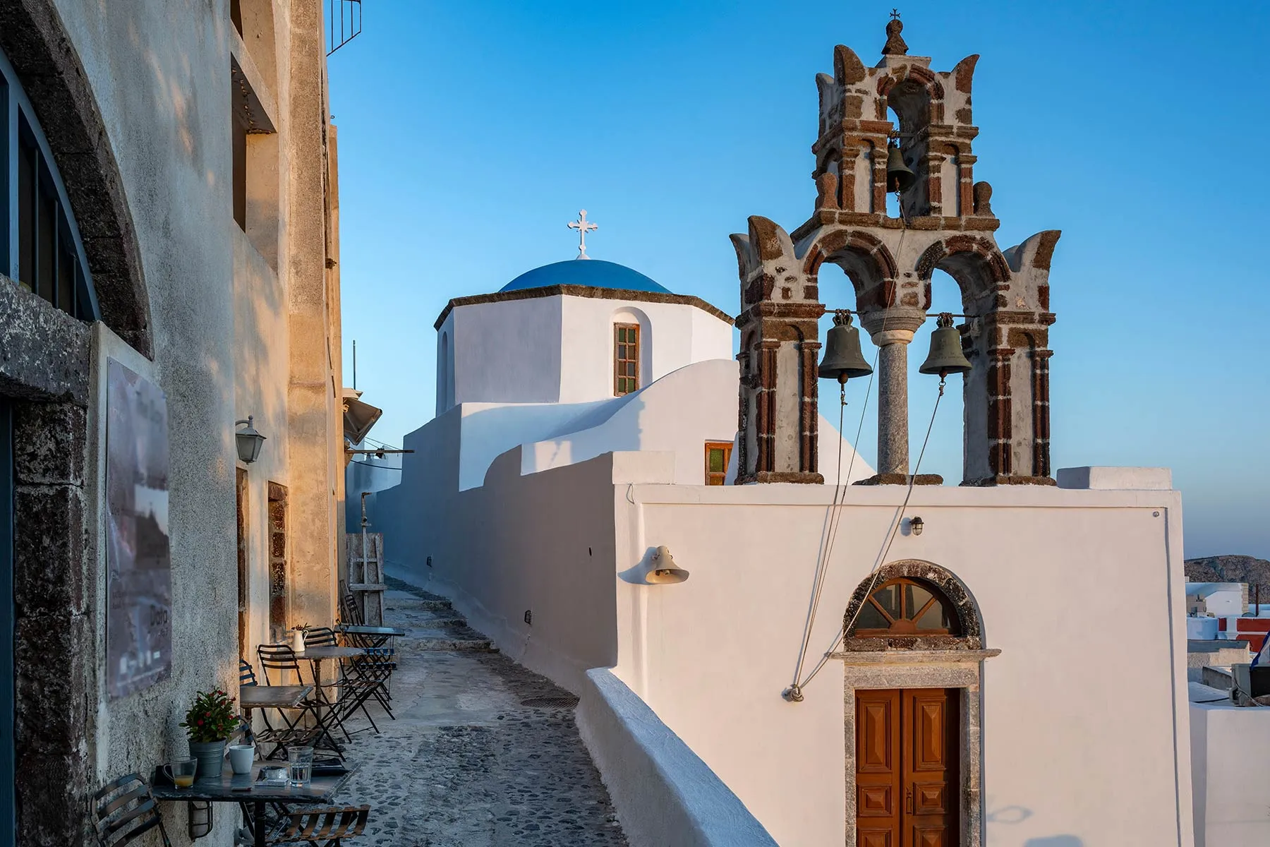 Guided Afternoon Semi-Private Mini Bus Sightseeing Tour with Oia Sunset