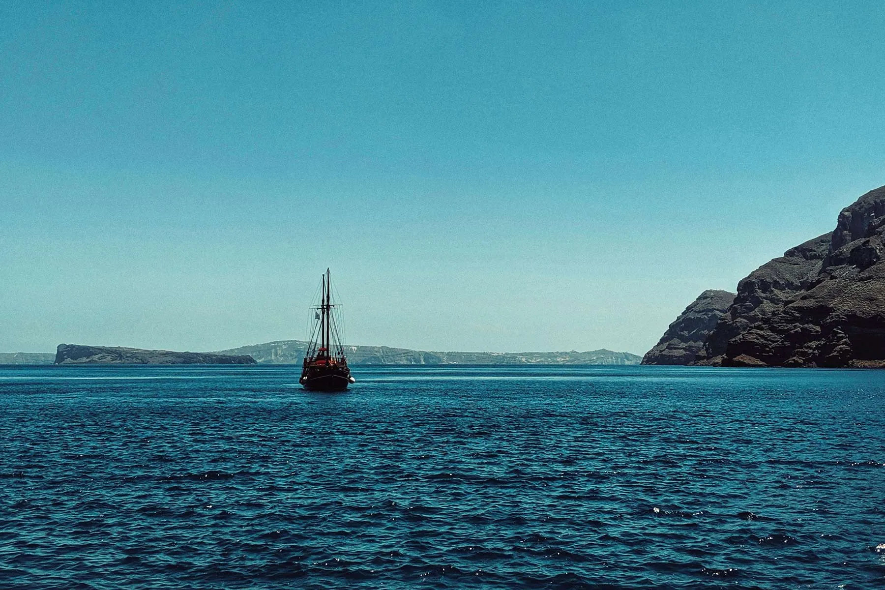 Morning Guided Wooden Sailing Boat Cruise
